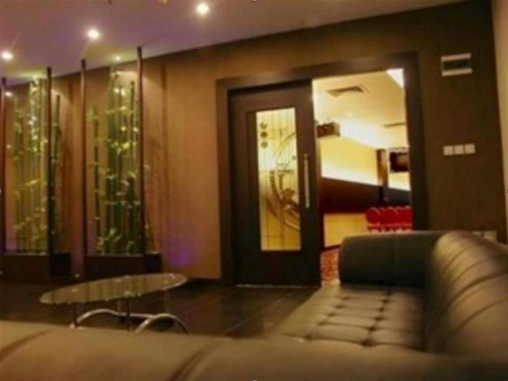 89 Hotel Batam Nagoya Luaran gambar