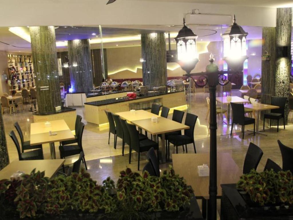 89 Hotel Batam Nagoya Luaran gambar