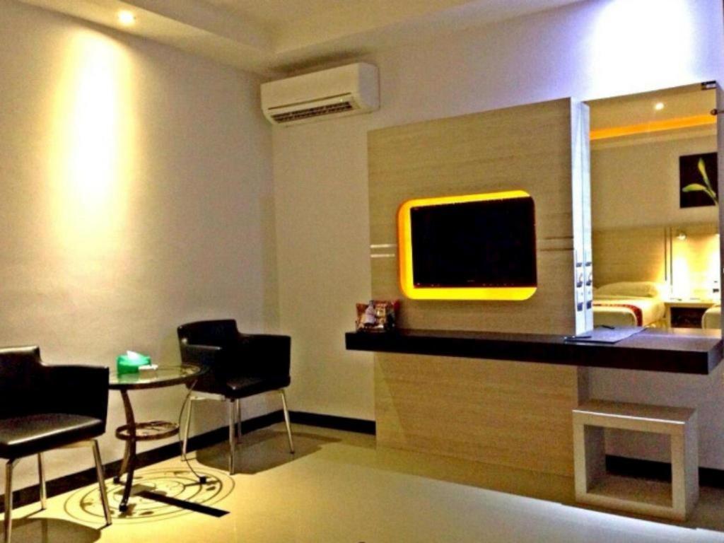89 Hotel Batam Nagoya Luaran gambar