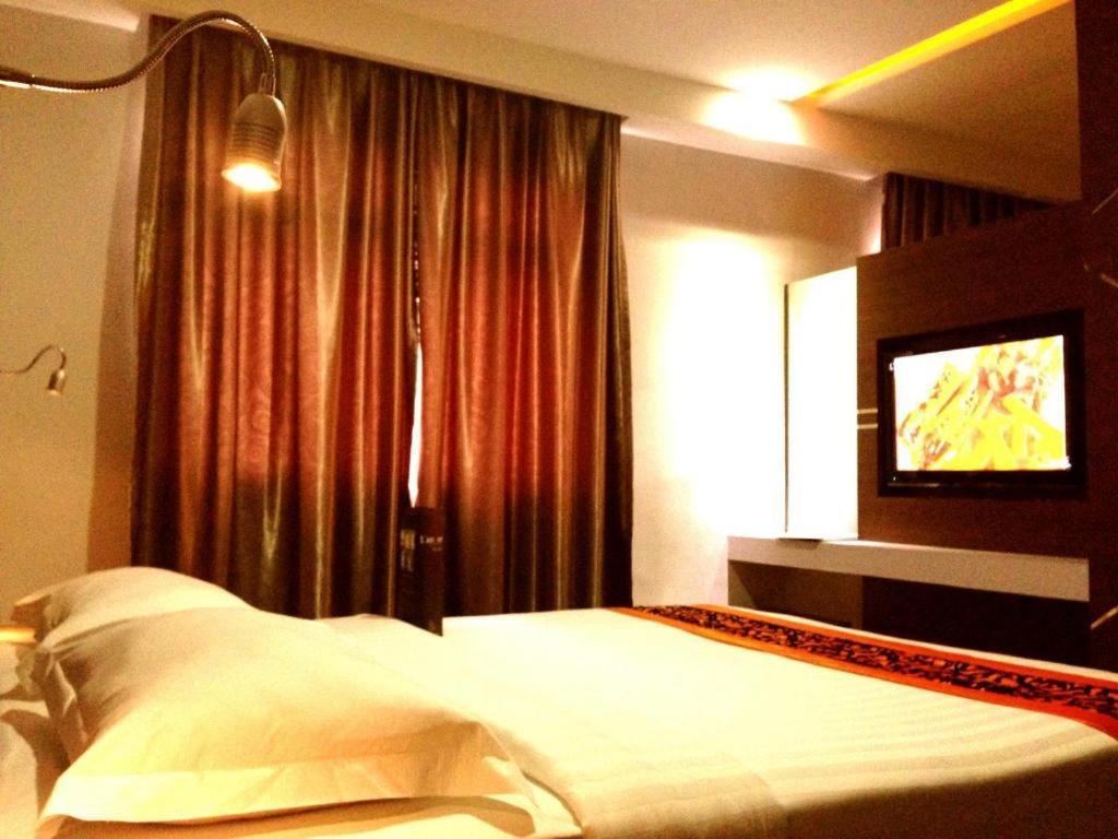 89 Hotel Batam Nagoya Luaran gambar