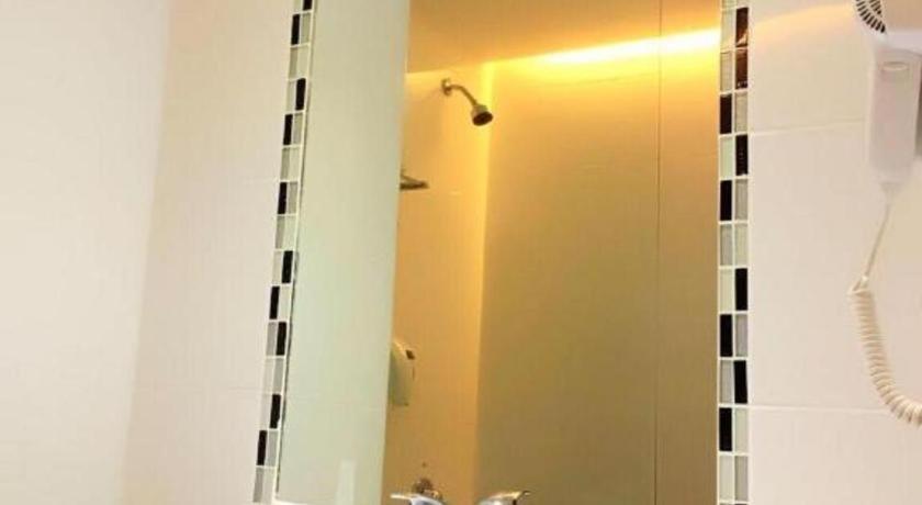 89 Hotel Batam Nagoya Luaran gambar