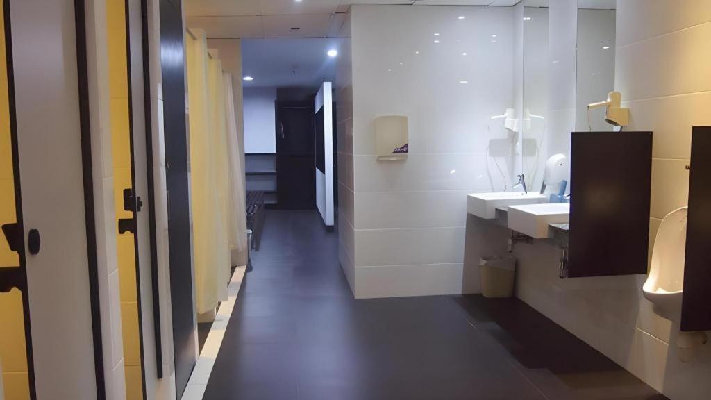 89 Hotel Batam Nagoya Luaran gambar